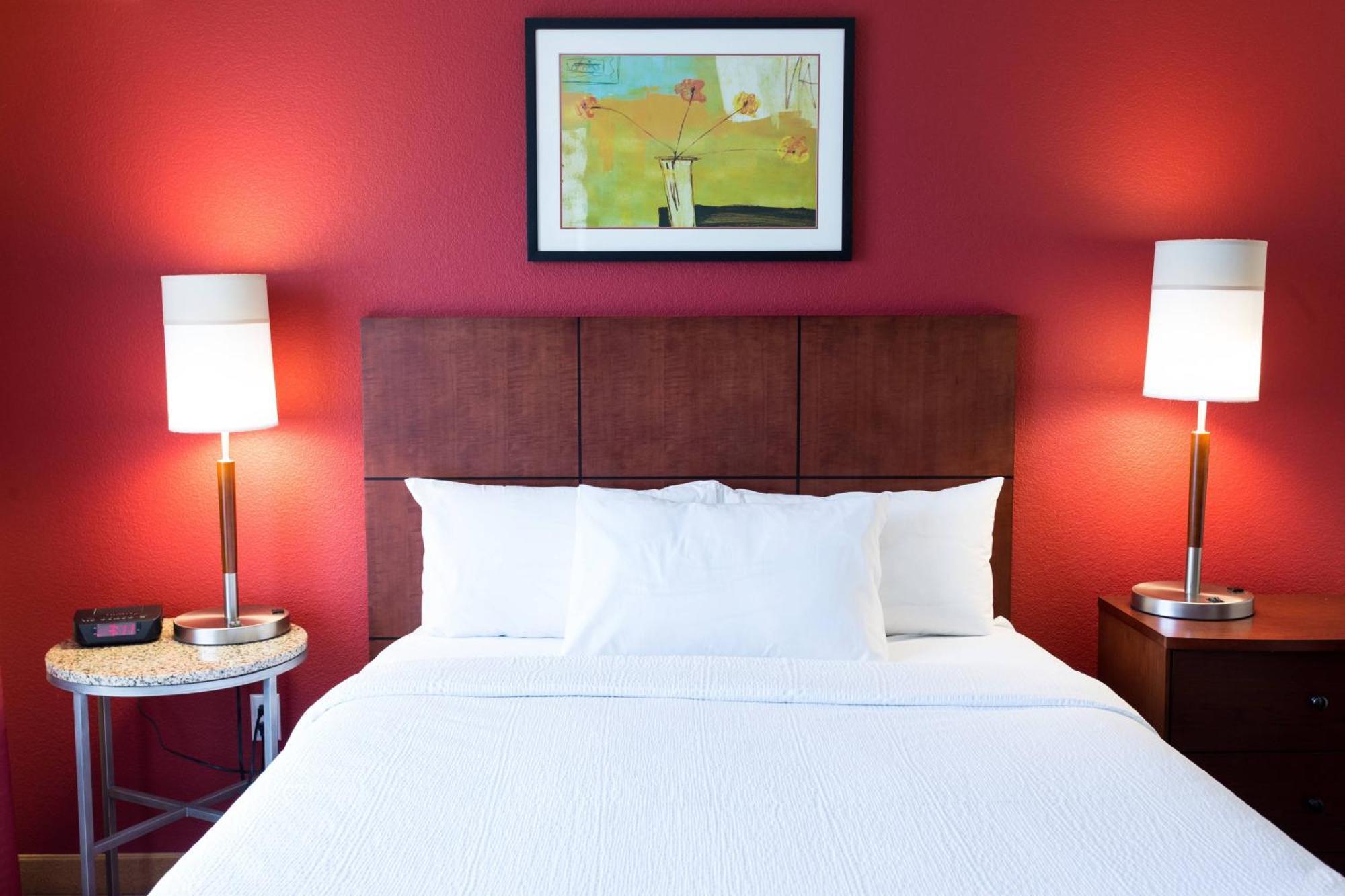 Residence Inn By Marriott Fort Collins Bagian luar foto