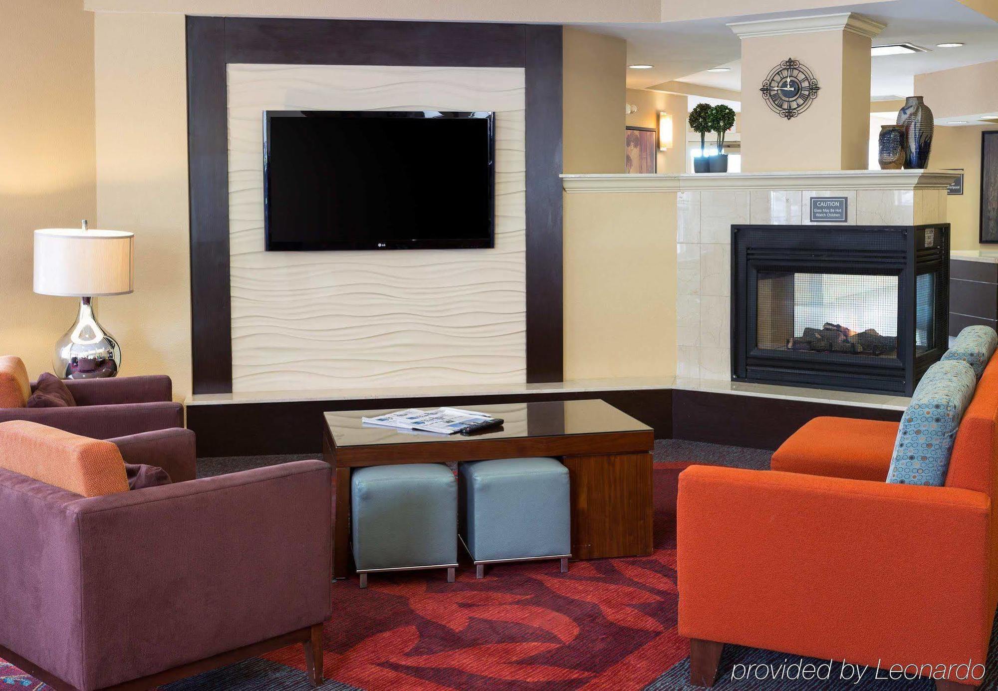 Residence Inn By Marriott Fort Collins Bagian luar foto